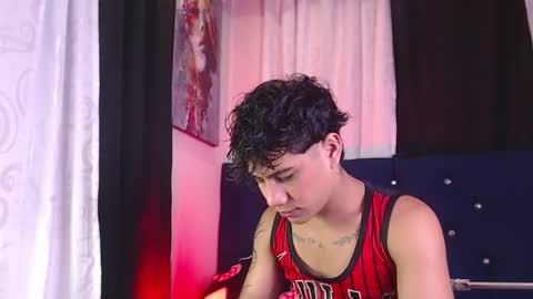 Milan Anxel online show from 02-15-26, 01:46