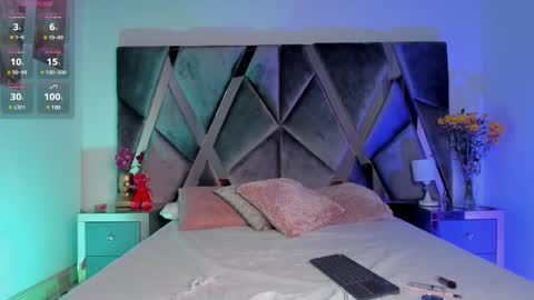 Snapshot of milan_ebony chatting on 03-08-25, 11:16 Milan online show from 03-08-25, 11:16