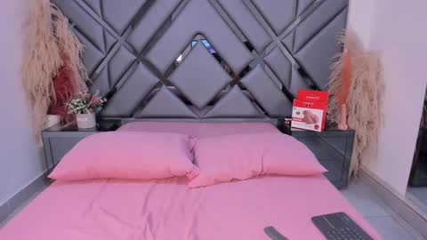 milan_lewiss online show from 09-11-25, 11:43