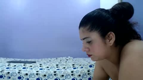 milan and sofia online show from 12-20-25, 03:02