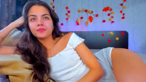 Milana online show from 10-27-25, 08:07