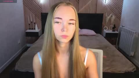 Milana online show from 05-12-26, 01:03