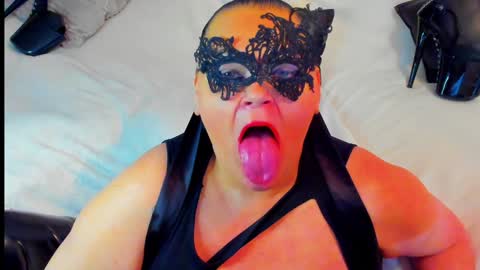 Lana online show from 01-04-25, 05:16