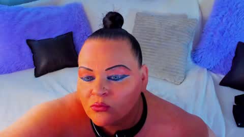 Lana online show from 01-23-25, 11:37