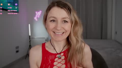 Milana online show from 04-13-26, 02:55