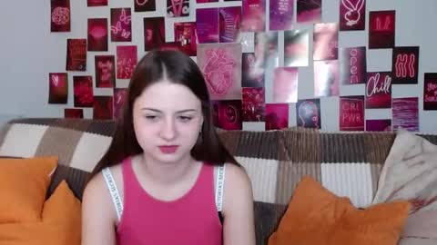 Snapshot of milanaroz chatting on 02-02-25, 06:15 milanaroz online show from 02-02-25, 06:15