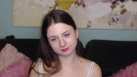 Snapshot of milanaroz chatting on 02-15-25, 05:17 milanaroz online show from 02-15-25, 05:17