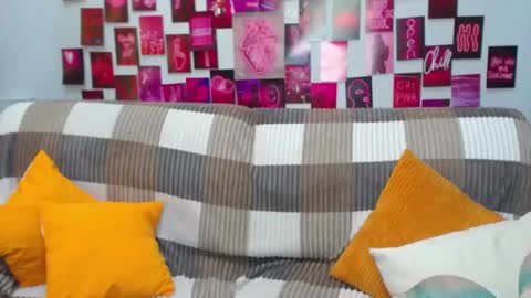 Snapshot of milanaroz chatting on 03-10-25, 08:59 milanaroz online show from 03-10-25, 08:59