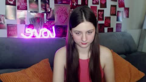 Snapshot of milanaroz chatting on 11-23-25, 05:51 milanaroz online show from 11-23-25, 05:51