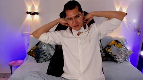 milandavid1 online show from 03-30-26, 06:31