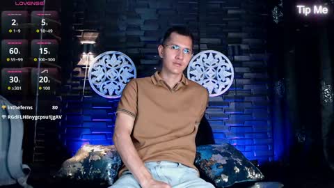 milandavid1 online show from 04-14-26, 05:41