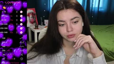 Mila online show from 02-22-25, 11:02