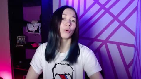 Snapshot of milania_mini chatting on 11-30-25, 01:53 Milania online show from 11-30-25, 01:53