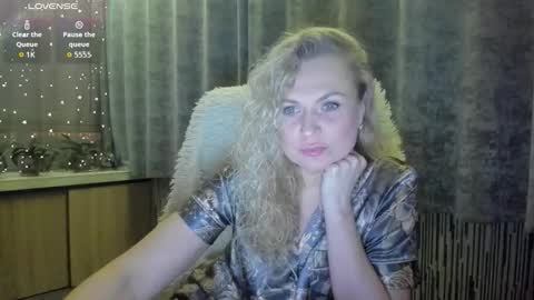 milanna_x online show from 12-14-25, 10:36