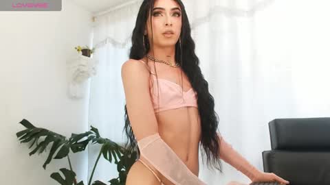 Snapshot of milansantana24 chatting on 12-03-24, 09:34 MILAN SANTANA online show from 12-03-24, 09:34