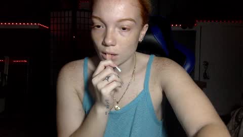 Snapshot of milansavannah82 chatting on 09-09-25, 04:23 itspeachysav online show from 09-09-25, 04:23