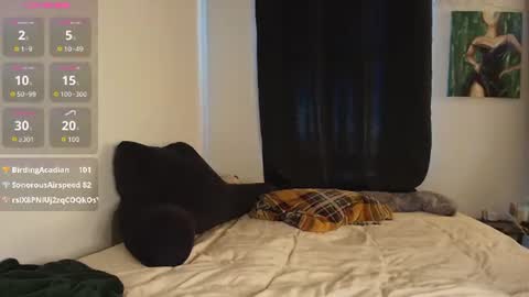 Snapshot of milaseren chatting on 06-25-26, 02:00 Mila online show from 06-25-26, 02:00