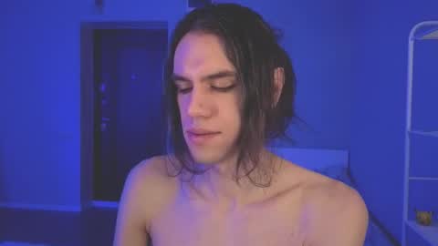 Mila online show from 02-18-26, 02:13