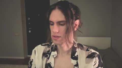 Snapshot of milaslovv chatting on 04-25-26, 03:42 Mila online show from 04-25-26, 03:42