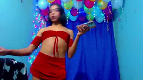 Snapshot of milastarhottx chatting on 07-05-26, 11:01 milastarhottx online show from 07-05-26, 11:01