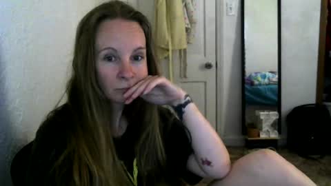 Mila online show from 07-12-26, 02:19
