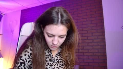 milastoyne online show from 12-17-25, 07:25