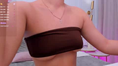 Mia online show from 03-06-25, 08:52