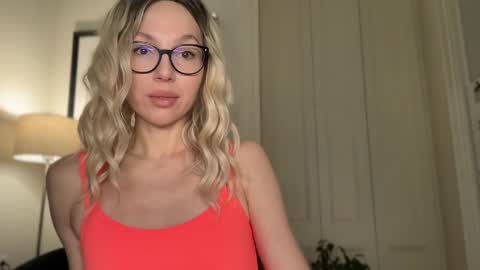 Mila online show from 04-13-26, 04:45