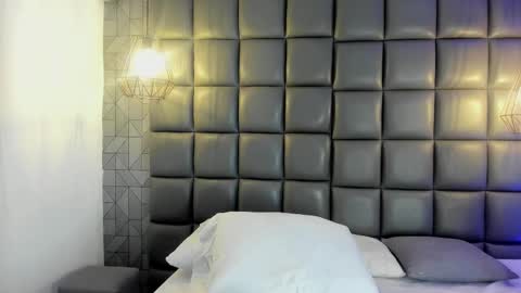 Snapshot of mile_u chatting on 09-10-25, 04:01 Milena online show from 09-10-25, 04:01