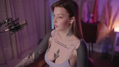 Snapshot of mileeena chatting on 12-05-24, 07:06 M Telegram mamagotachannel online show from 12-05-24, 07:06