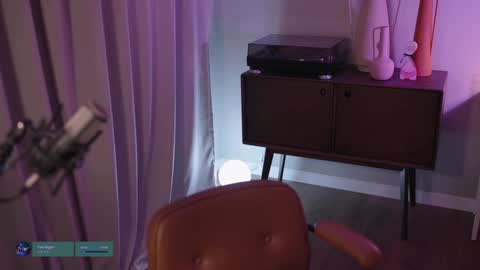 Snapshot of mileeena chatting on 12-09-24, 06:03 M Telegram mamagotachannel online show from 12-09-24, 06:03