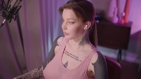 Snapshot of mileeena chatting on 12-21-24, 06:44 M Telegram mamagotachannel online show from 12-21-24, 06:44