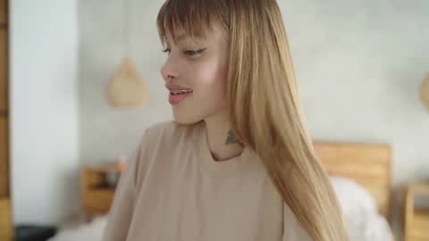 Snapshot of mileeena chatting on 02-05-25, 08:21 M Telegram mamagotachannel online show from 02-05-25, 08:21