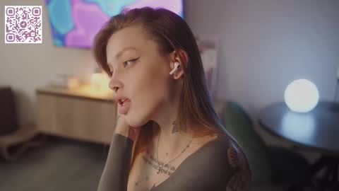 Snapshot of mileeena chatting on 09-14-25, 12:04 M Telegram mamagotachannel online show from 09-14-25, 12:04