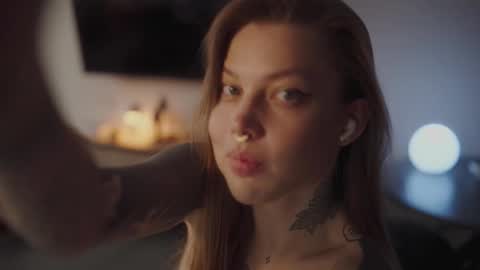 Snapshot of mileeena chatting on 09-22-25, 01:02 M Telegram mamagotachannel online show from 09-22-25, 01:02