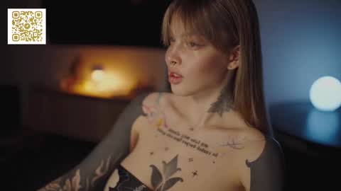 Snapshot of mileeena chatting on 11-21-25, 01:10 M Telegram mamagotachannel online show from 11-21-25, 01:10