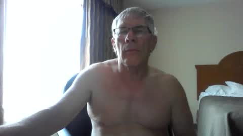 Snapshot of milehi1958 chatting on 06-28-26, 12:44 Milehi1958 online show from 06-28-26, 12:44