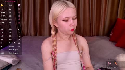 Mia online show from 04-05-26, 03:20