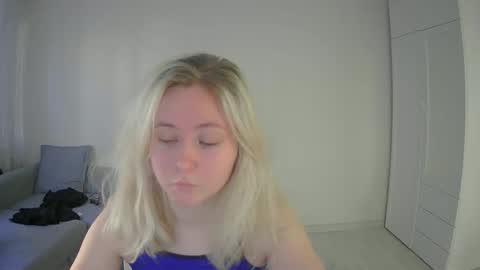 Milena new nonude shy blonde natural online show from 05-18-26, 06:14