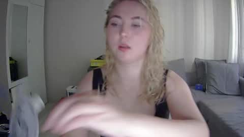 Milena new nonude shy blonde natural online show from 05-22-26, 05:18