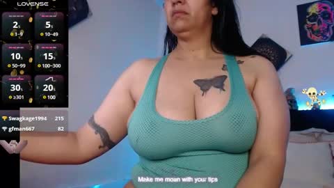 Snapshot of milenacams chatting on 12-24-24, 02:22 milena online show from 12-24-24, 02:22