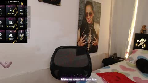 Snapshot of milenacams chatting on 02-04-25, 07:00 milena online show from 02-04-25, 07:00