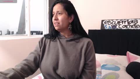 Snapshot of milenacams chatting on 02-28-25, 09:33 milena online show from 02-28-25, 09:33
