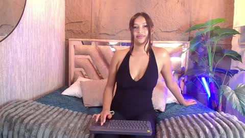 Snapshot of milenka_5 chatting on 04-09-26, 08:14 Milenka online show from 04-09-26, 08:14