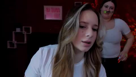 Sweet Miles online show from 02-19-26, 08:16