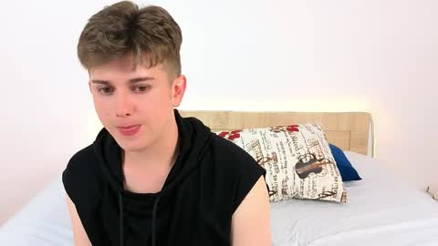 Miles online show from 06-10-26, 04:12