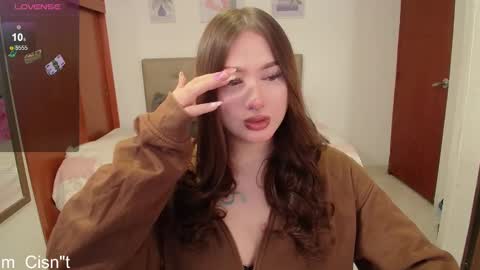 Snapshot of miley_baker chatting on 01-18-25, 01:08 Miley online show from 01-18-25, 01:08