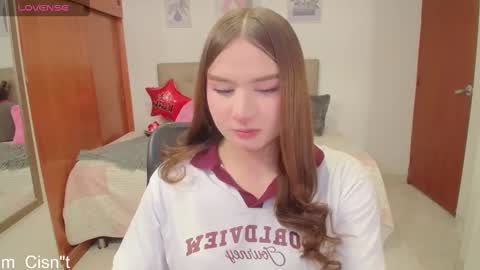 Snapshot of miley_baker chatting on 01-23-25, 01:24 Miley online show from 01-23-25, 01:24