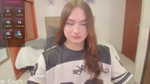 Snapshot of miley_baker chatting on 02-26-25, 02:14 Miley online show from 02-26-25, 02:14