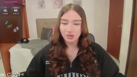 Snapshot of miley_baker chatting on 02-28-25, 01:25 Miley online show from 02-28-25, 01:25